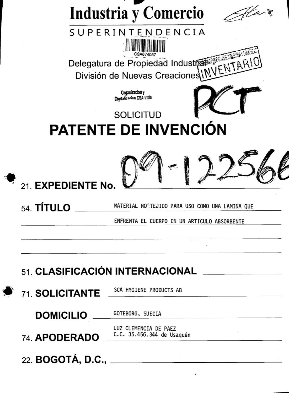 MATERIAL NO TEJIDO PARA USO COMO UNA LÁMINA QUE ENFRENTA EL CUERPO EN UN ARTÍCULO ABSORBENTE