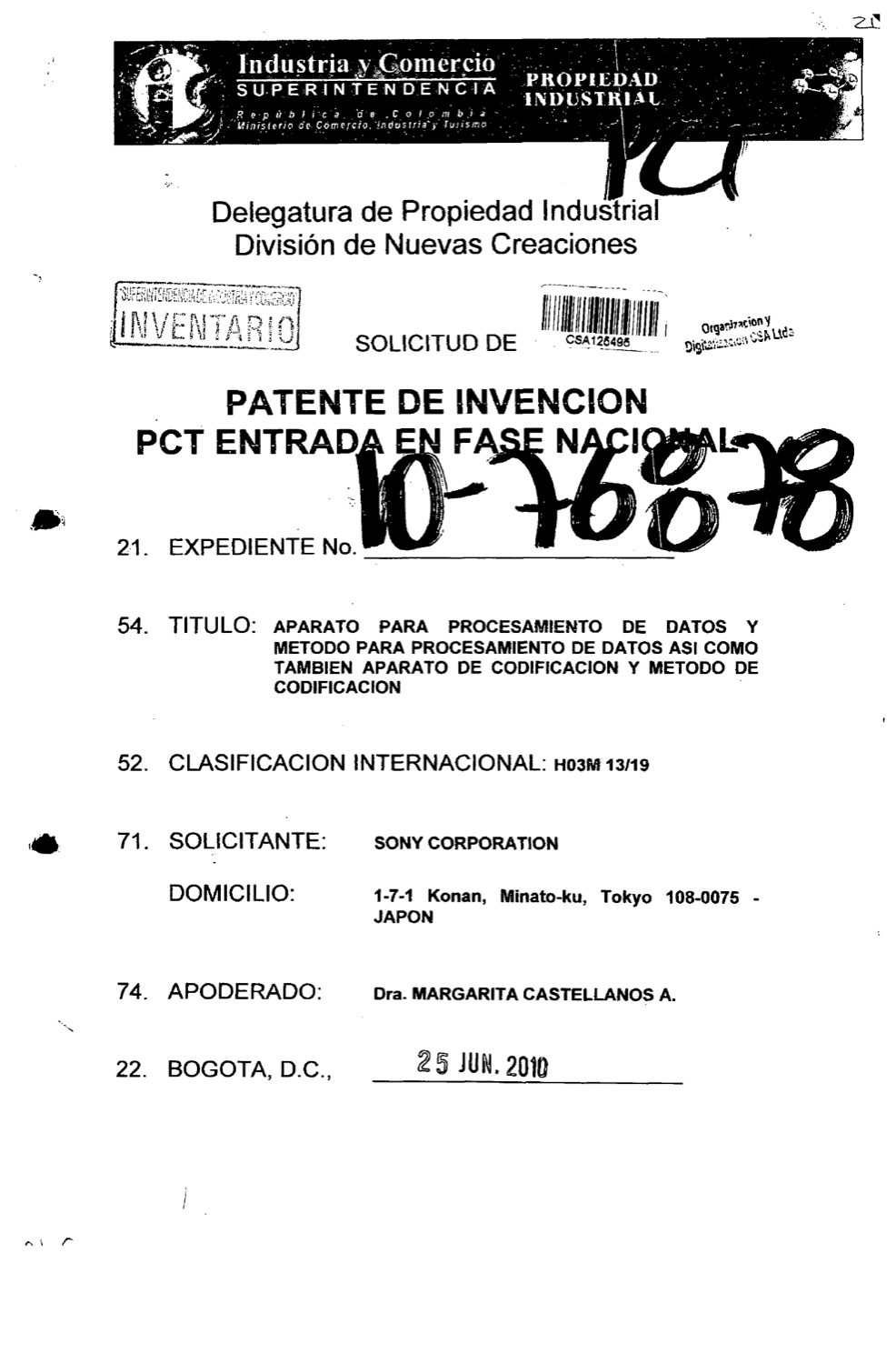 UN SISTEMA DE TRANSMISIÓN QUE COMPRENDE UN APARATO CODIFICADOR QUE INCLUYE UN PROCESADOR, UN INTERCALADOR DE BIT Y UNA SECCIÓN DE MAPEO
