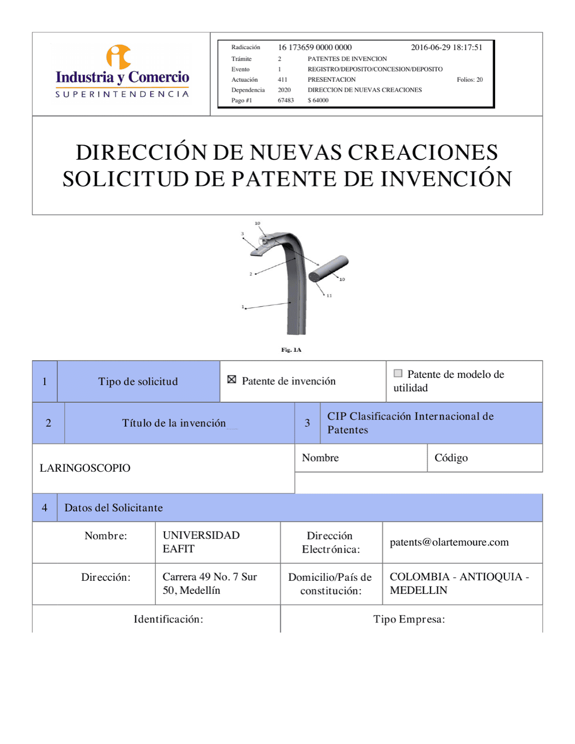 LARINGOSCOPIO QUE INCLUYE UNA VALVA O CUCHILLA PIVOTANTE Y UNOS CANALES LATERALES DISPUESTOS A LO LARGO DEL DISPOSITIVO